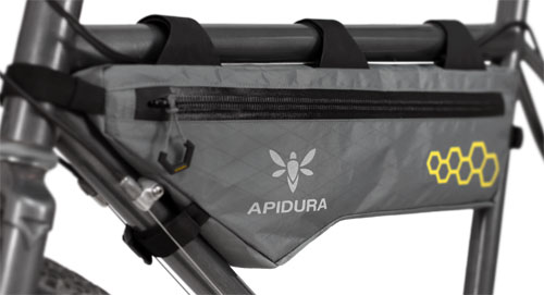 Apidura